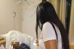 Remise en main propre des cadeaux aux résidents